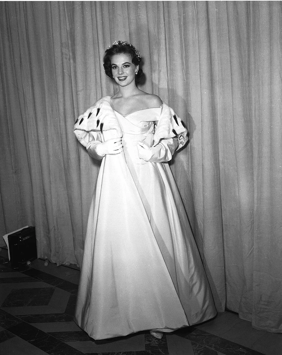 Red Carpet Oscars: The Most Glamorous Dresses Over The Years