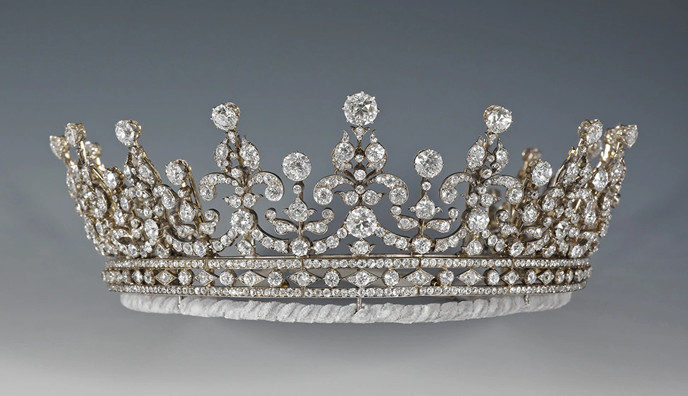 The Queen's jewellery is now on display at Buckingham Palace