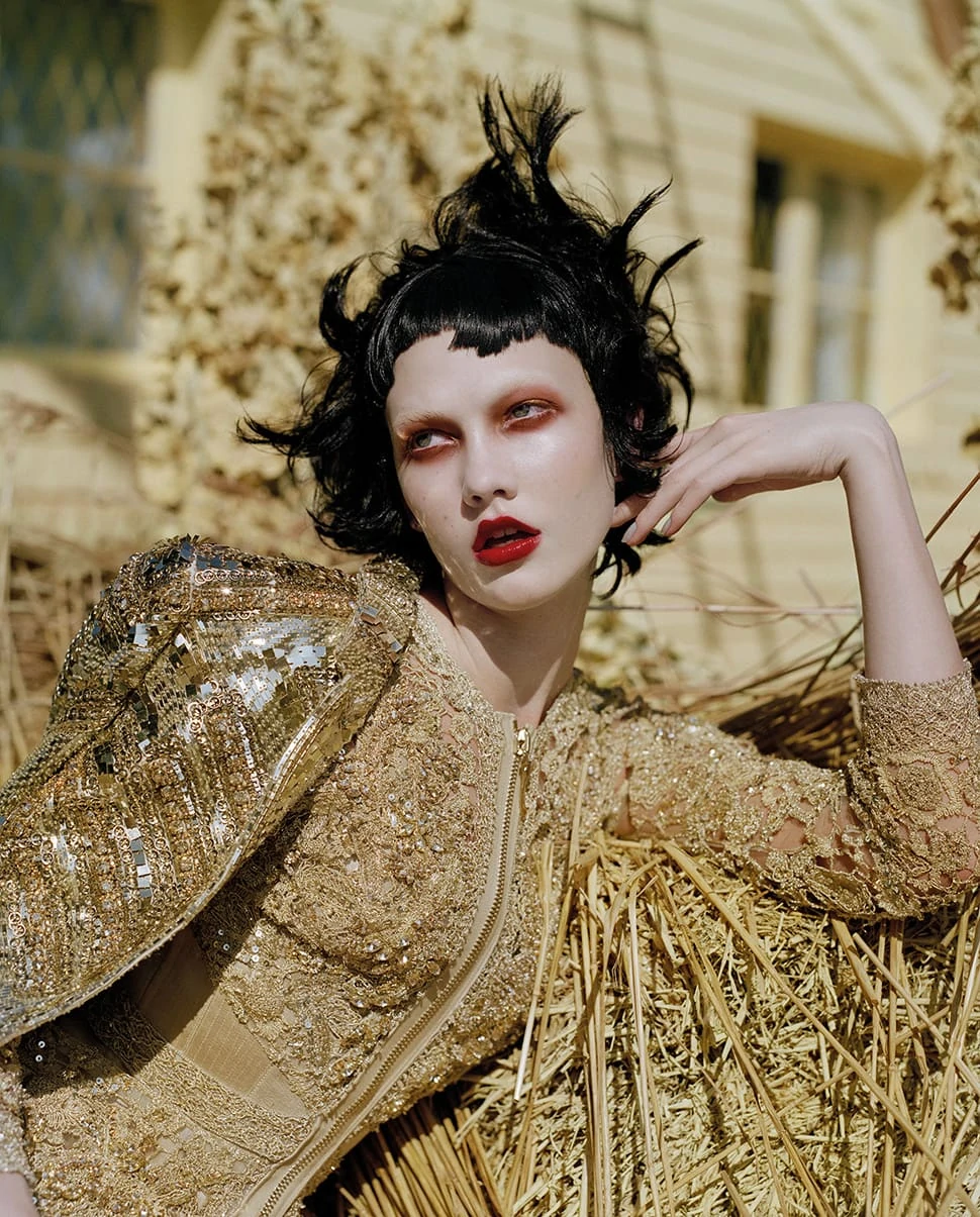 Karlie Kloss Shot By Tim Walker With Make Up By Val Garland | The Glossary 