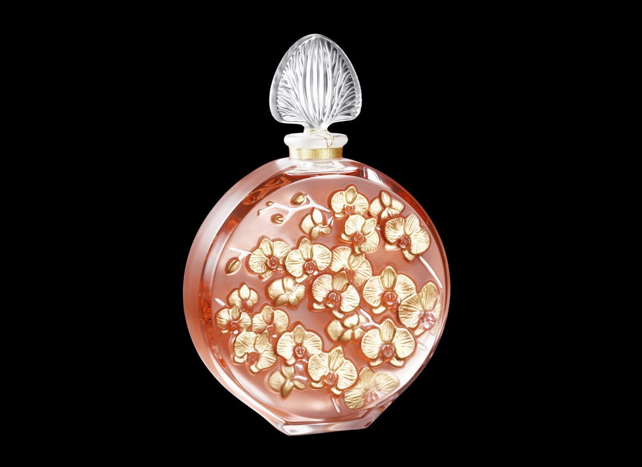 Behold the beauty of Orchidée, Lalique's new limited edition crystal perfume B21118 2020 Limited Edition Orchidee Crystal with background 300dpi