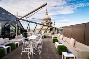 The Best Rooftop Bars In London For Drinks In The Sun