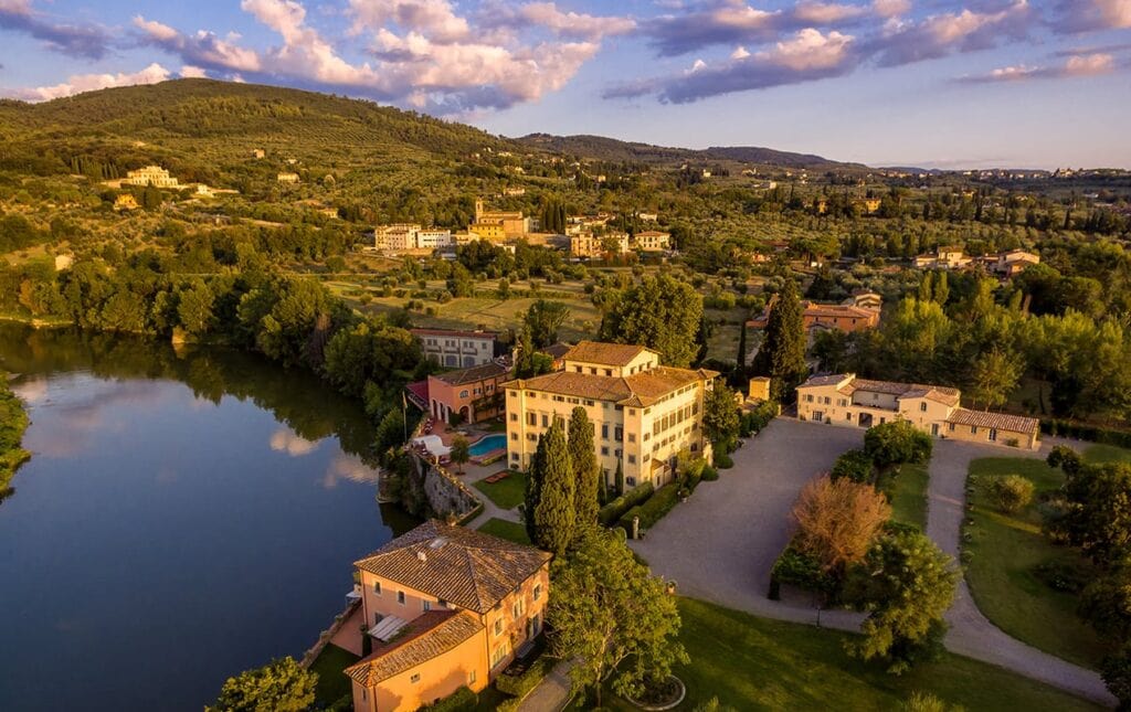 Villa La Massa drone overview