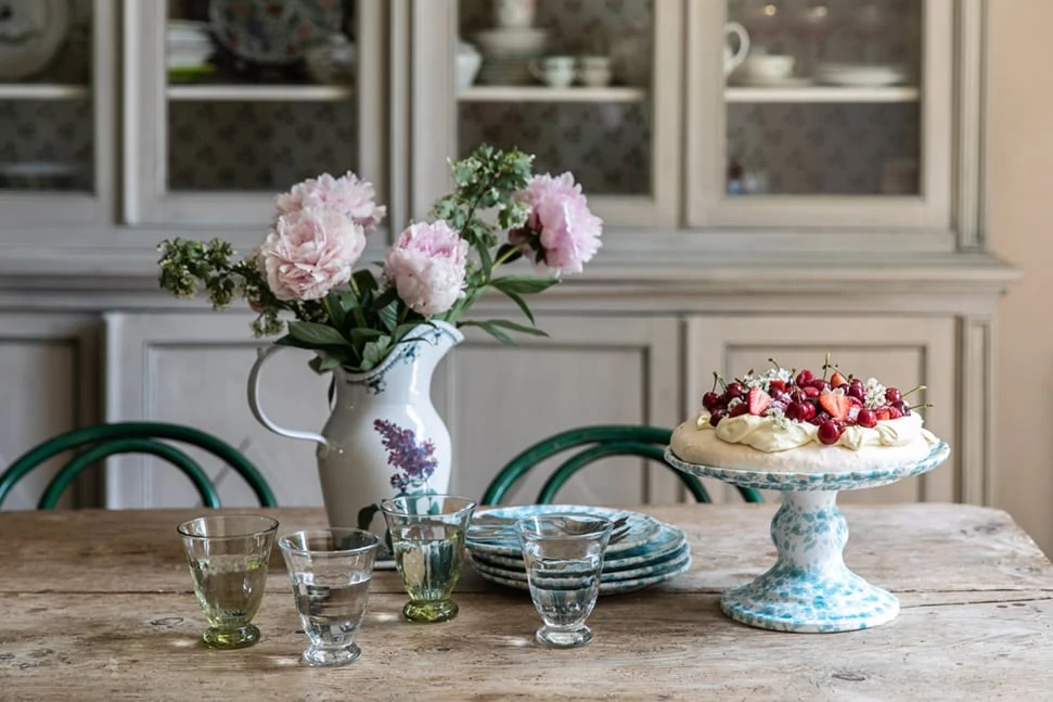 Skye Mcalpine Shares Her Ultimate Tips For Entertaining This Summer