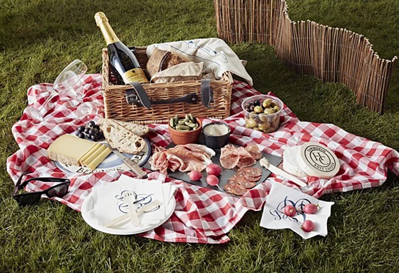 The 11 Best Luxury Picnic Hampers 2021
