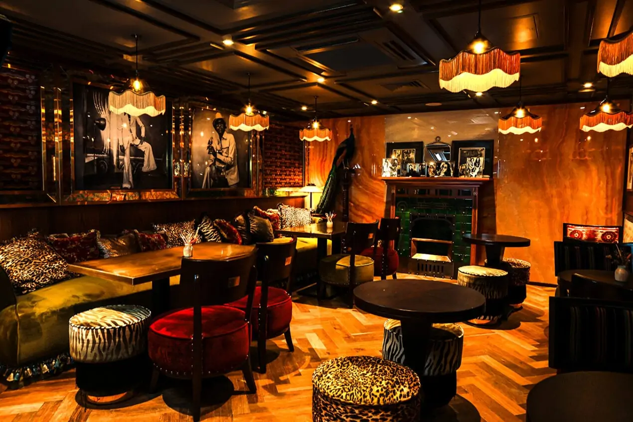 The Best New London Bars To Visit For Cocktails This Autumn 2021 • The Painter'S Room At Claridge'S • Soma • La Magritte • La Rampa • Planque
