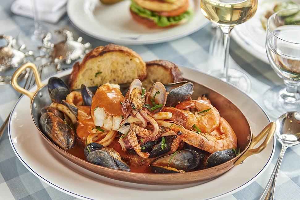 Manzi’s Review: Iconic Seafood Restaurant Has Opened In Soho