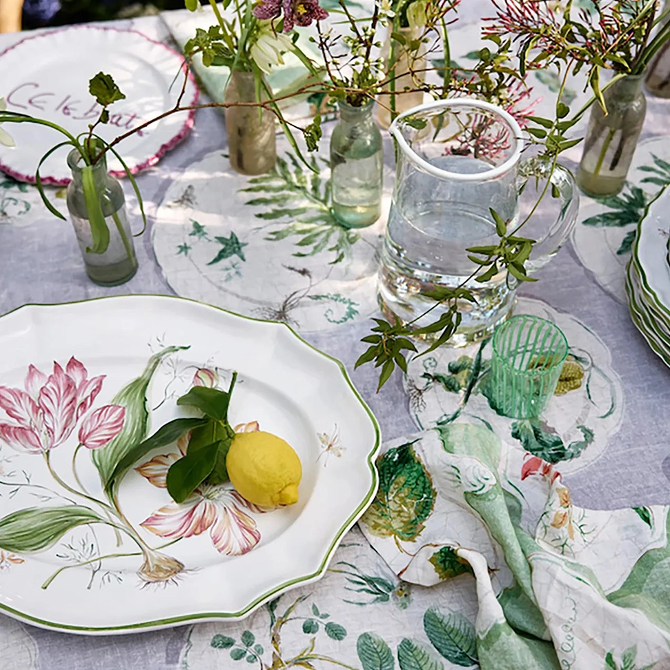 5 new tablescape collections to brighten up your al fresco gatherings this summer