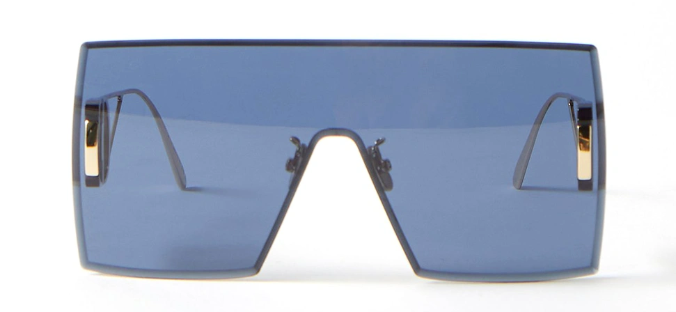 Visor Sunglasses: The Y2K Trend For Shield Sunglasses