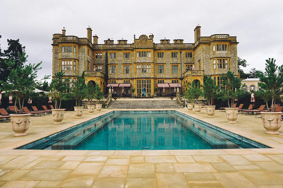 The Ultimate Luxury Uk Staycations Inspired By The New Netflix Series Bridgerton