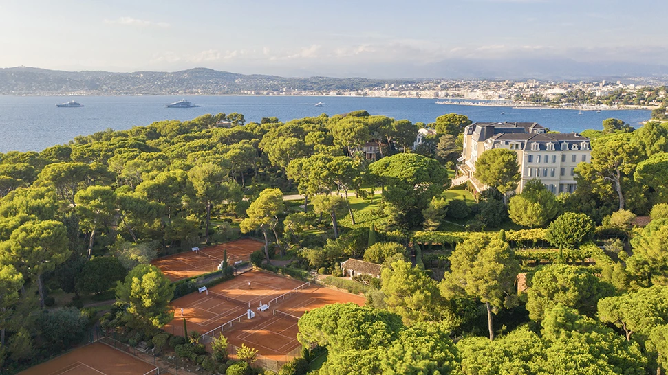 12 of the most spectacular tennis hotels around the world to book now