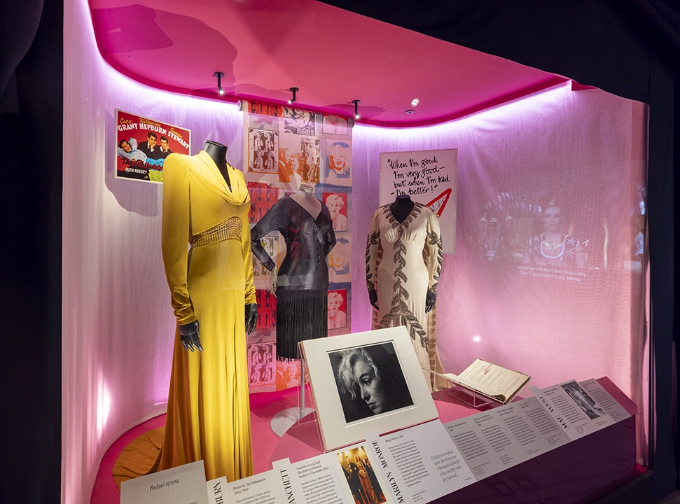 Diva Exhibition: New Show At The V&Amp;A Celebrates The Diva