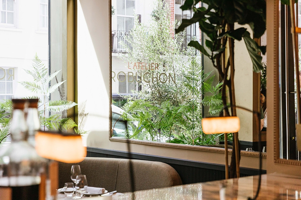 L'Atelier Robuchon Restaurant Review: The New Mayfair Spot