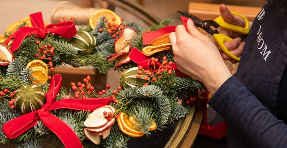 The 8 Best Wreath Making Classes And Workshops In London