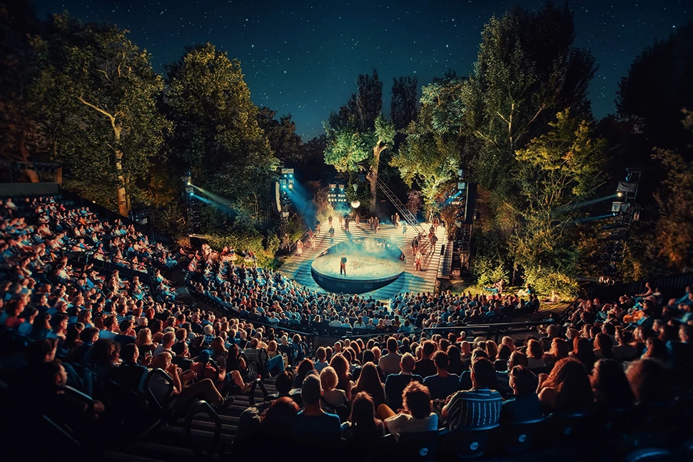The 7 Best Outdoor Theatres In London And The Uk To Visit For Al Fresco Culture