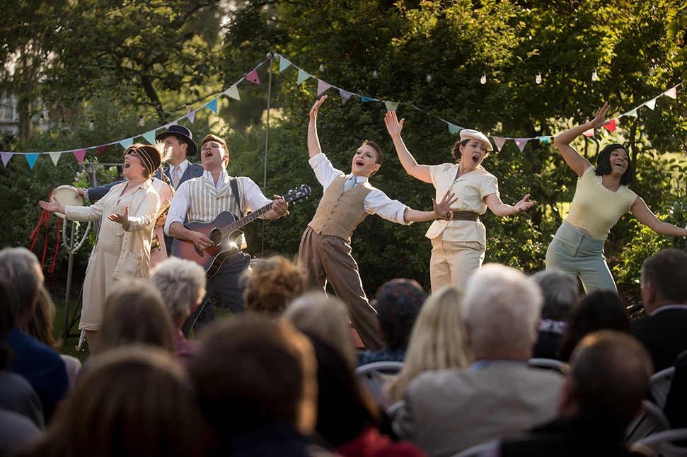 The 7 Best Outdoor Theatres In London And The Uk To Visit For Al Fresco Culture