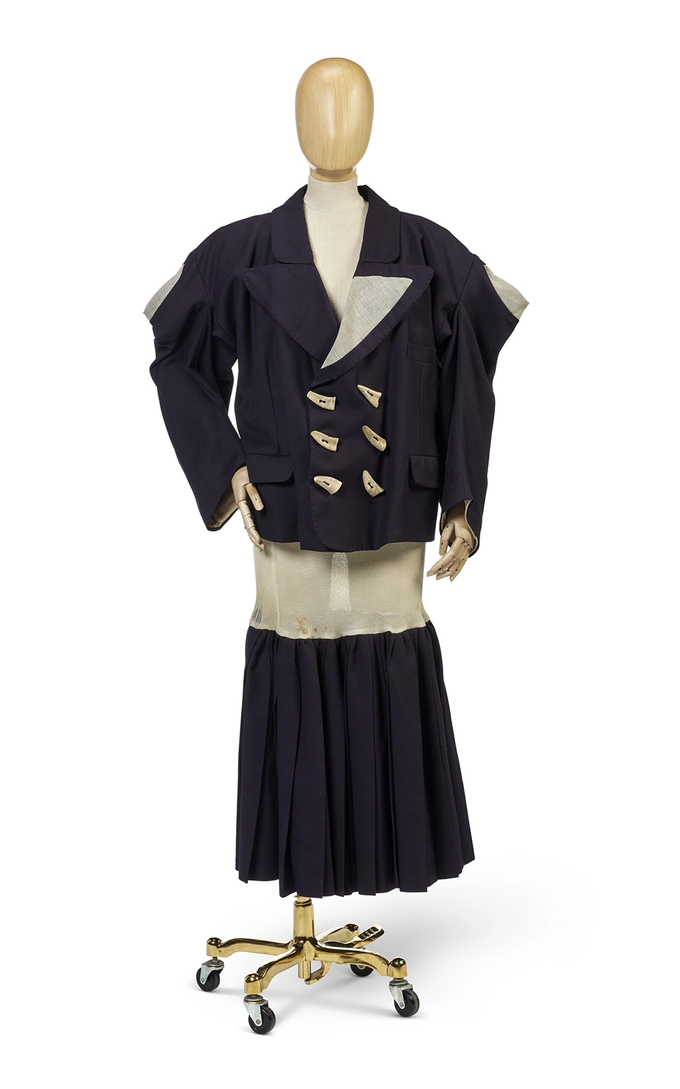 Vivienne Westwood auction: Iconic Fashion Sale in June 2024