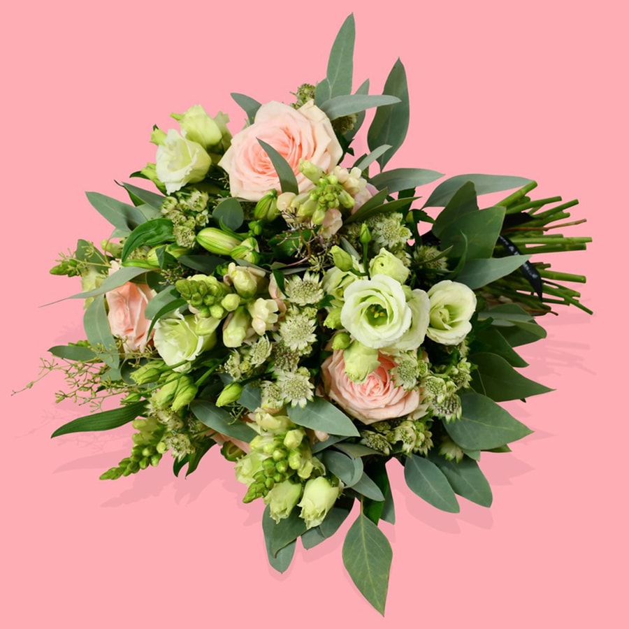 Same day flowers in London: The best delivery services across the capital subscription flowers collection